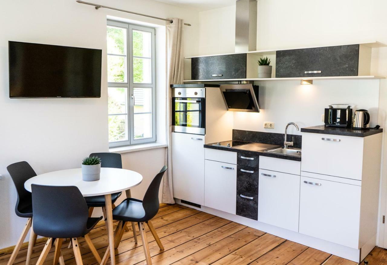 Ferienwohnungen Im Gasthaus Zur Gruenen Wiese เซบนิทซ์ ภายนอก รูปภาพ